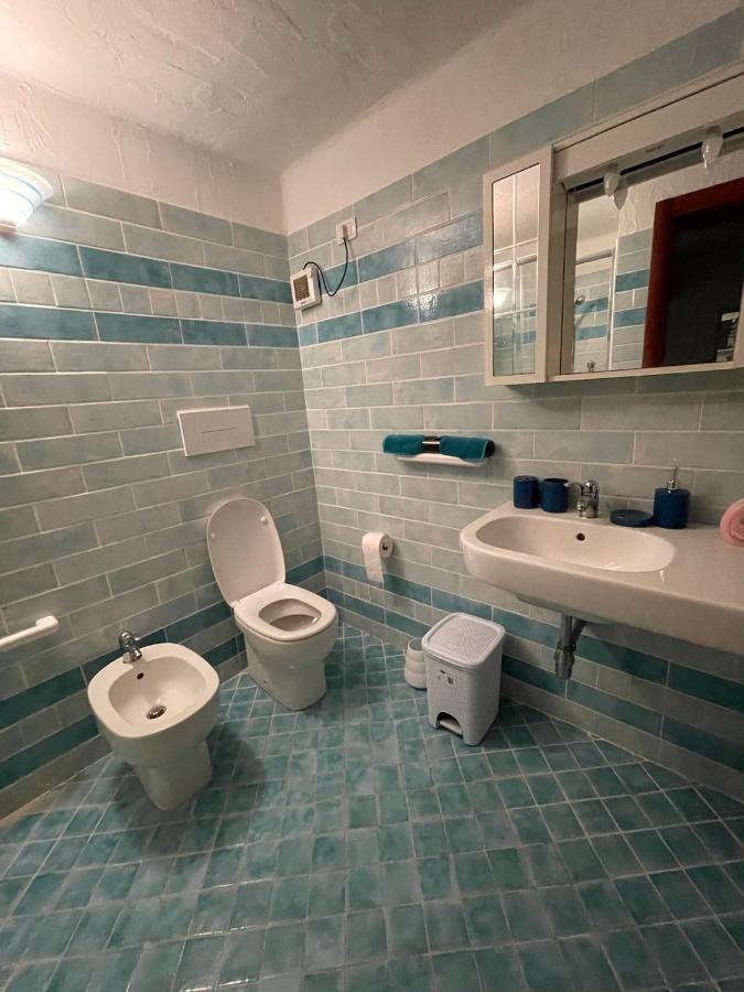 Lightblue-Celeste Central Apartment In Porto Rotondo Kültér fotó