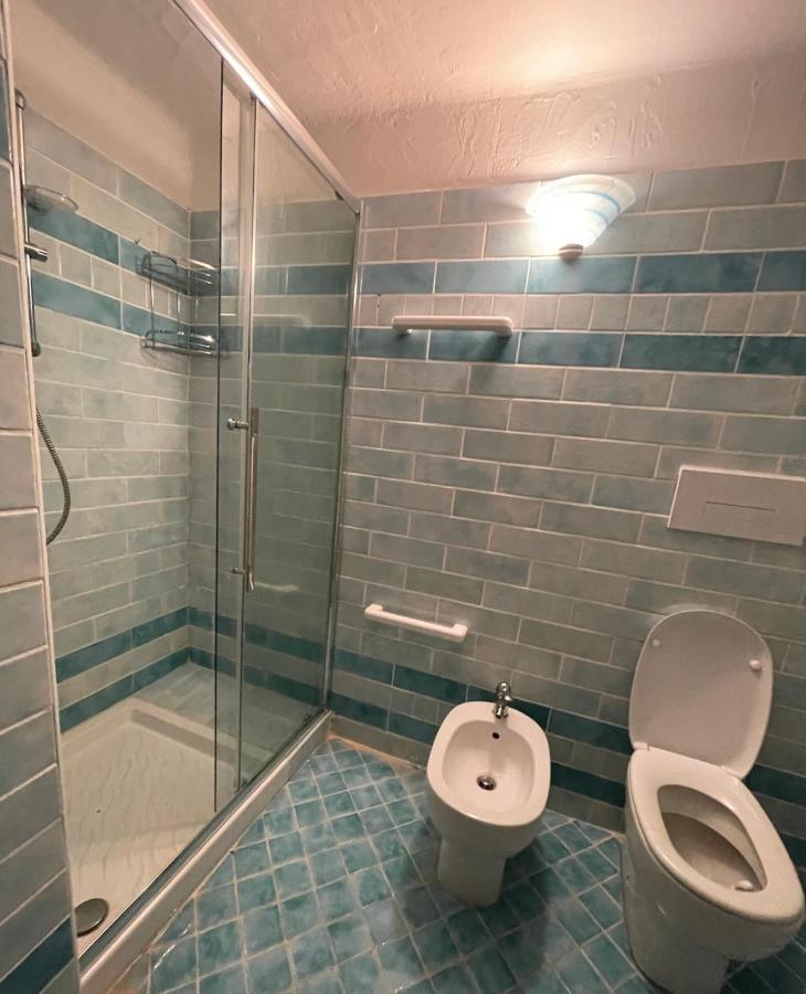 Lightblue-Celeste Central Apartment In Porto Rotondo Kültér fotó